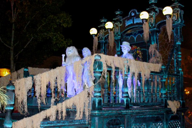 Mickey's Boo-To-You Parade - 2015